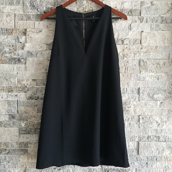 Lulus Dresses & Skirts - Lulus Black Shift Dress